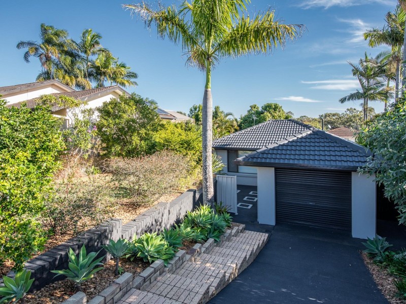 10 Lergessner Street, Biggera Waters QLD 4216