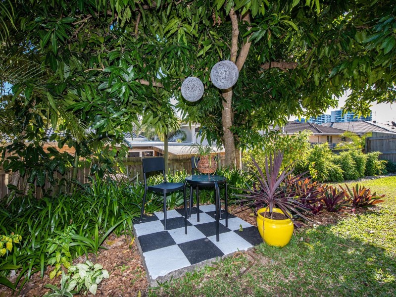 10 Lergessner Street, Biggera Waters QLD 4216