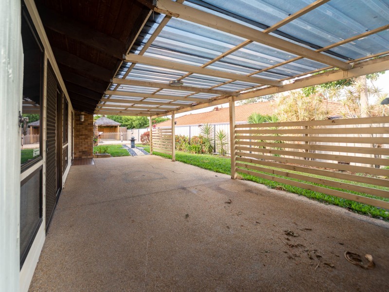 8 Ardlethan Court, Helensvale QLD 4212