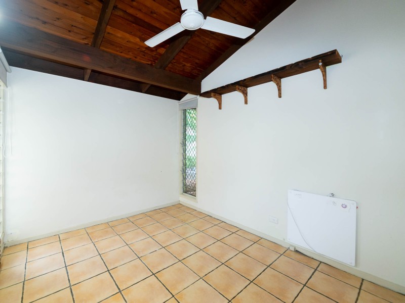 8 Ardlethan Court, Helensvale QLD 4212