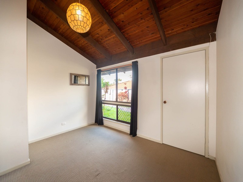 8 Ardlethan Court, Helensvale QLD 4212