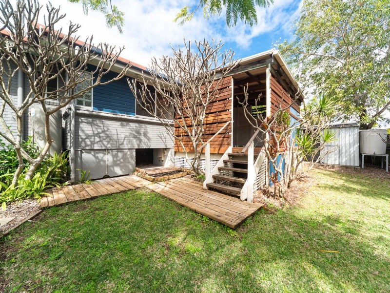 24 Fox Avenue, Southport QLD 4215