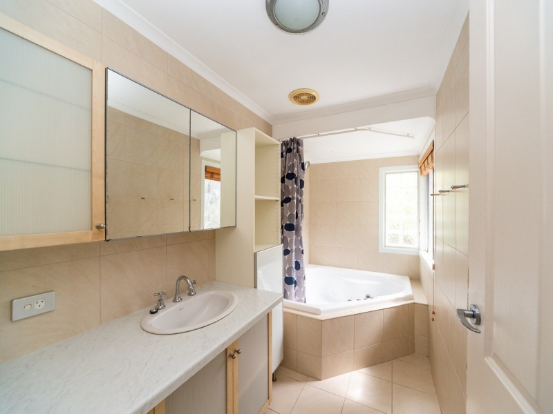 24 Fox Avenue, Southport QLD 4215