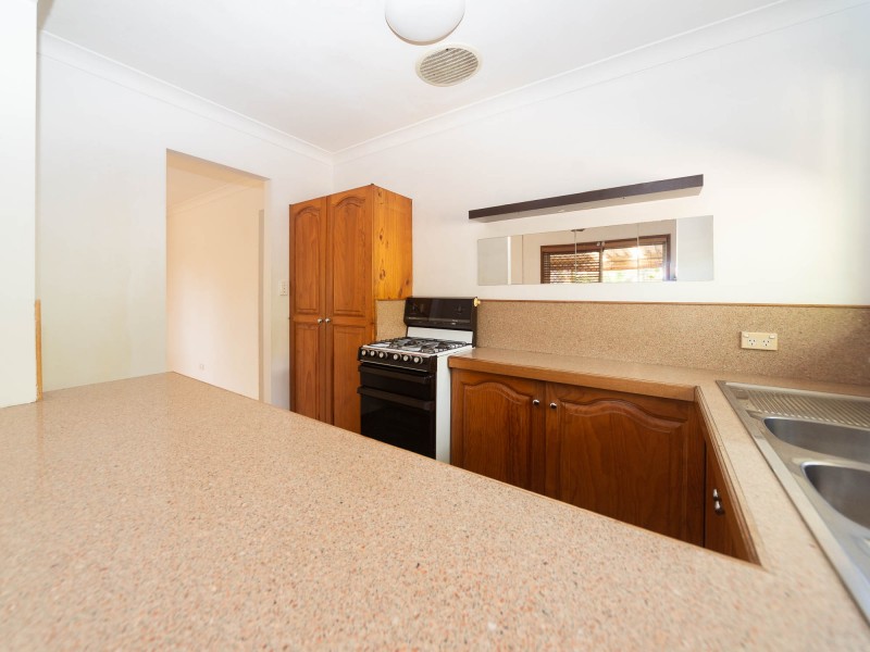 1/5 Davebill Court, Labrador QLD 4215