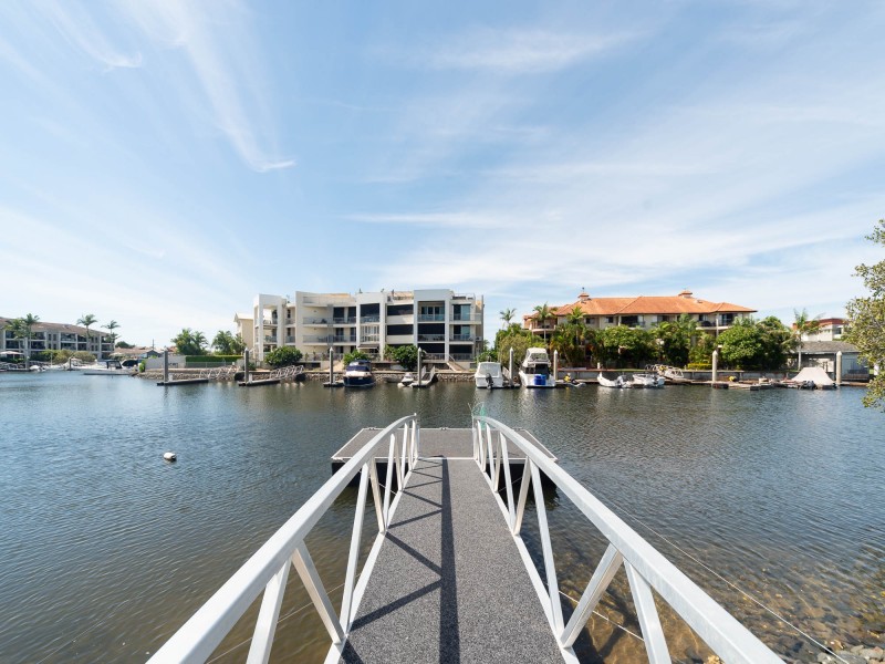 3/75 Bayview Street, Runaway Bay QLD 4216