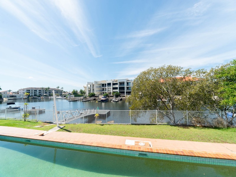 3/75 Bayview Street, Runaway Bay QLD 4216