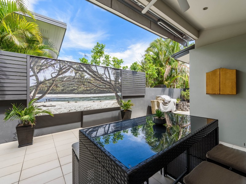 4 Osmium Lane, Hope Island QLD 4212
