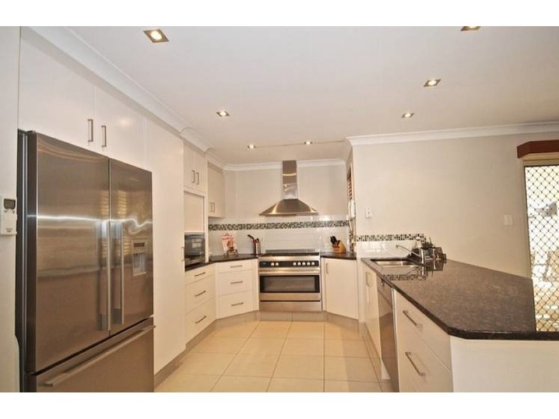 43 Inverness Way, Parkwood QLD 4214