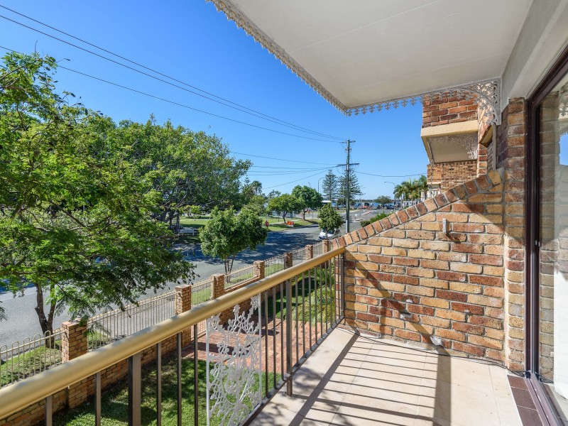 7/6 Broad Street, Labrador QLD 4215