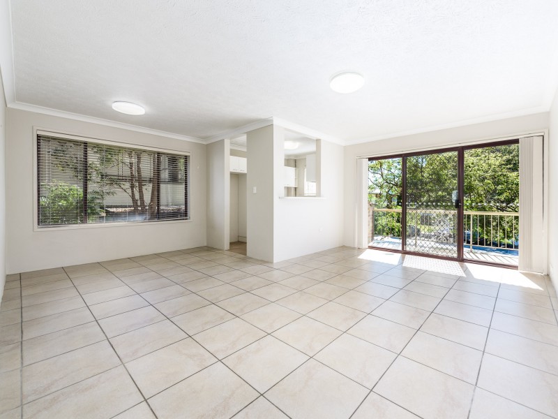 7/6 Broad Street, Labrador QLD 4215