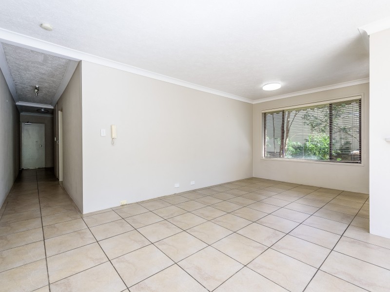 7/6 Broad Street, Labrador QLD 4215