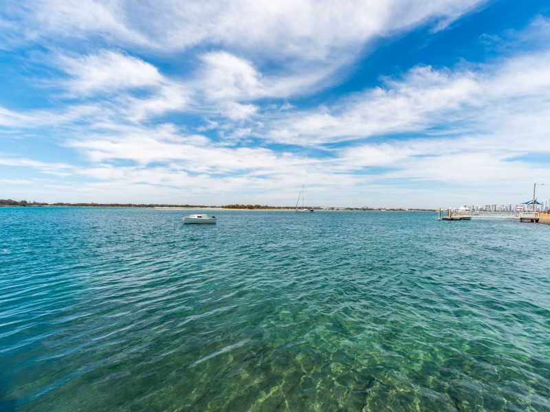 7/6 Broad Street, Labrador QLD 4215