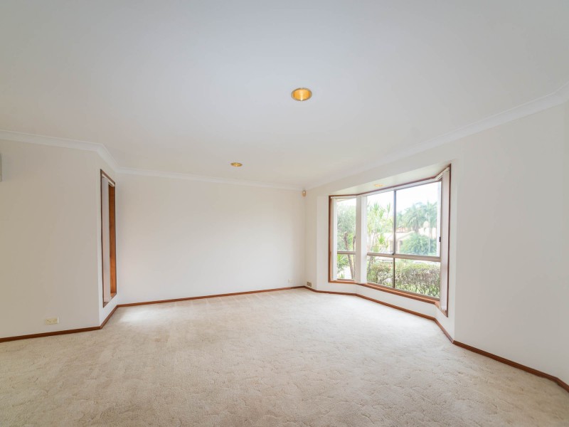 20 Allied Drive, Arundel QLD 4214