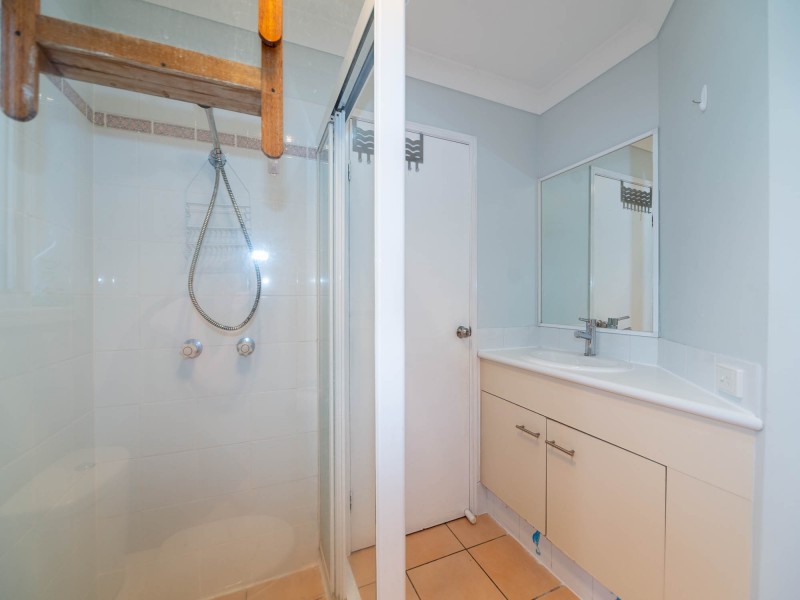 4 Daintree Drive, Parkwood QLD 4214