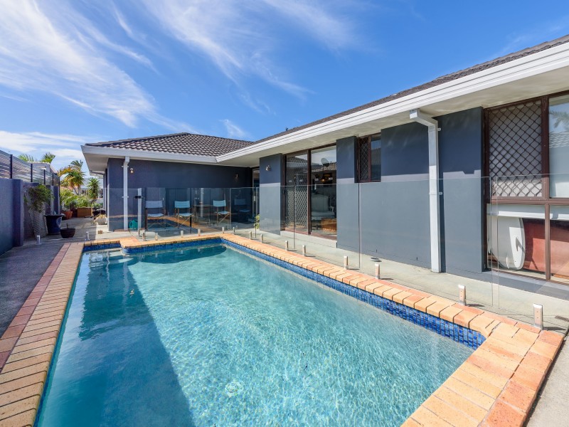 446 Oxley Drive, Runaway Bay QLD 4216