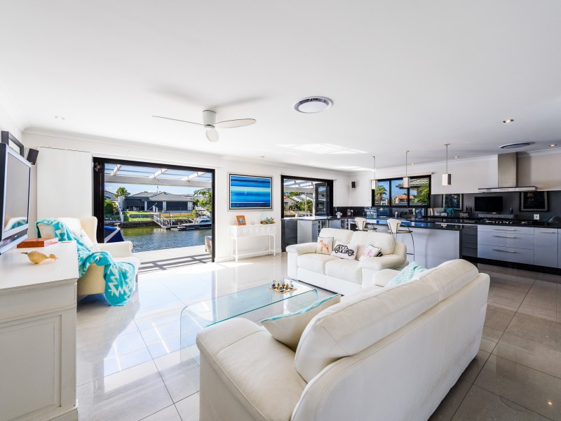 446 Oxley Drive, Runaway Bay QLD 4216