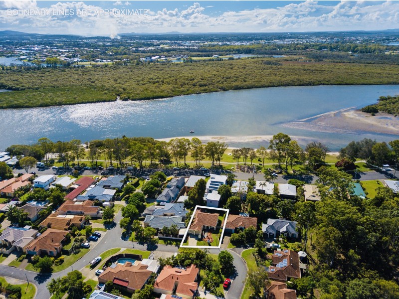 4 Zac Avenue, Coombabah QLD 4216