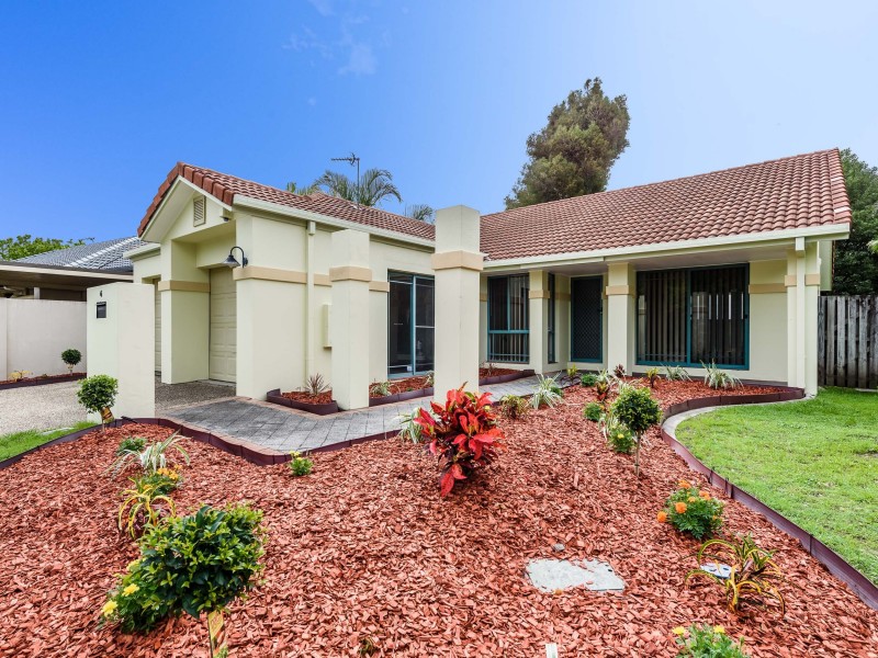 4 Zac Avenue, Coombabah QLD 4216