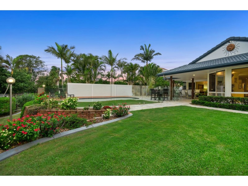 14 Saltwater Terrace, Helensvale QLD 4212