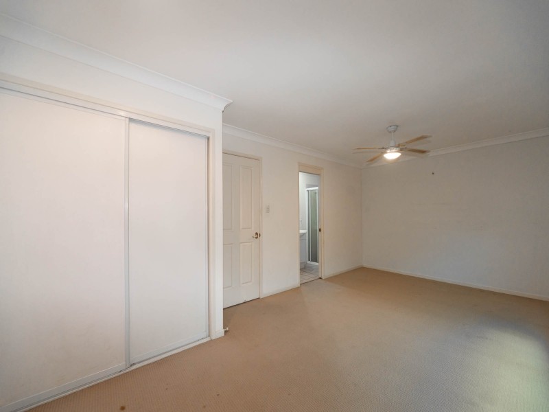 4/30 Government Road, Labrador QLD 4215