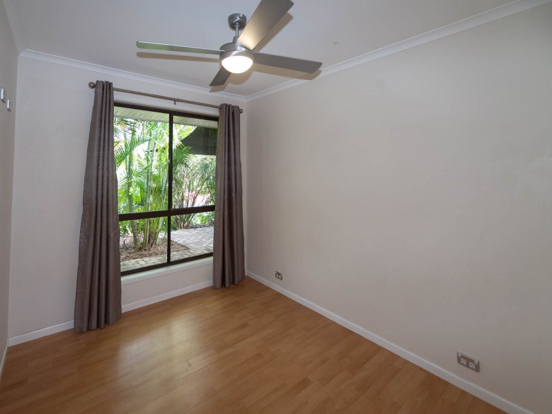 4 Atherton Court, Helensvale QLD 4212