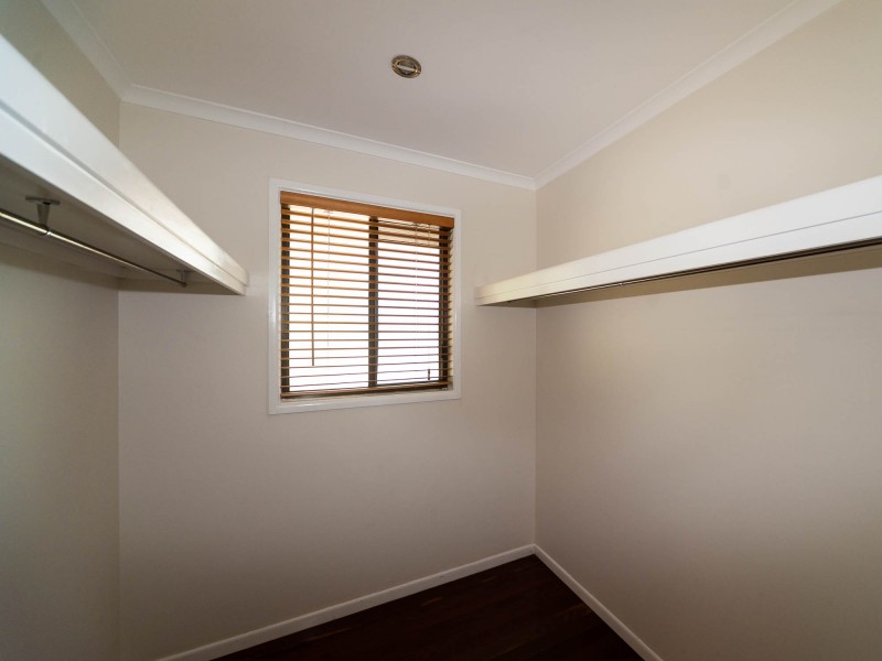 4 Atherton Court, Helensvale QLD 4212