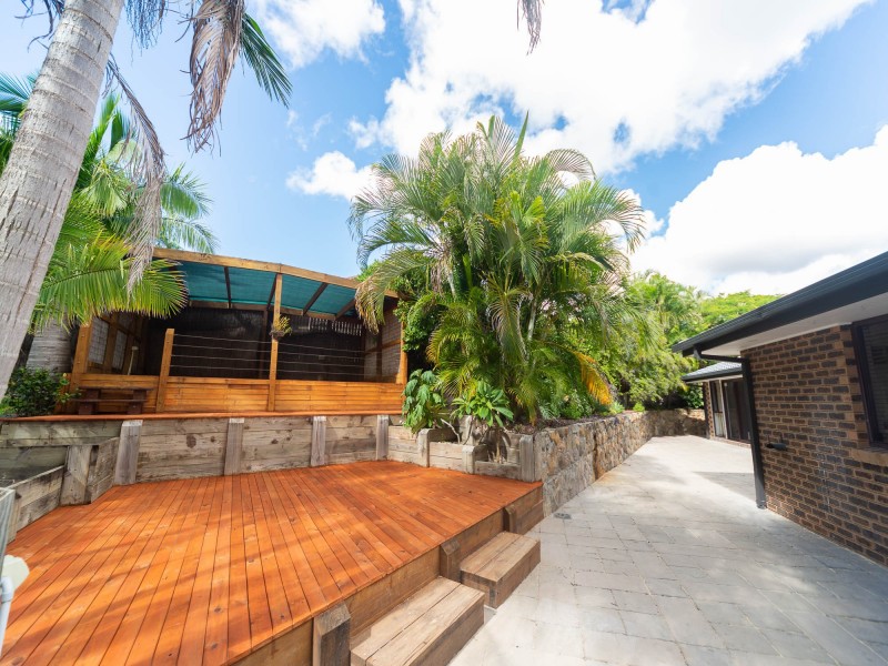 4 Atherton Court, Helensvale QLD 4212