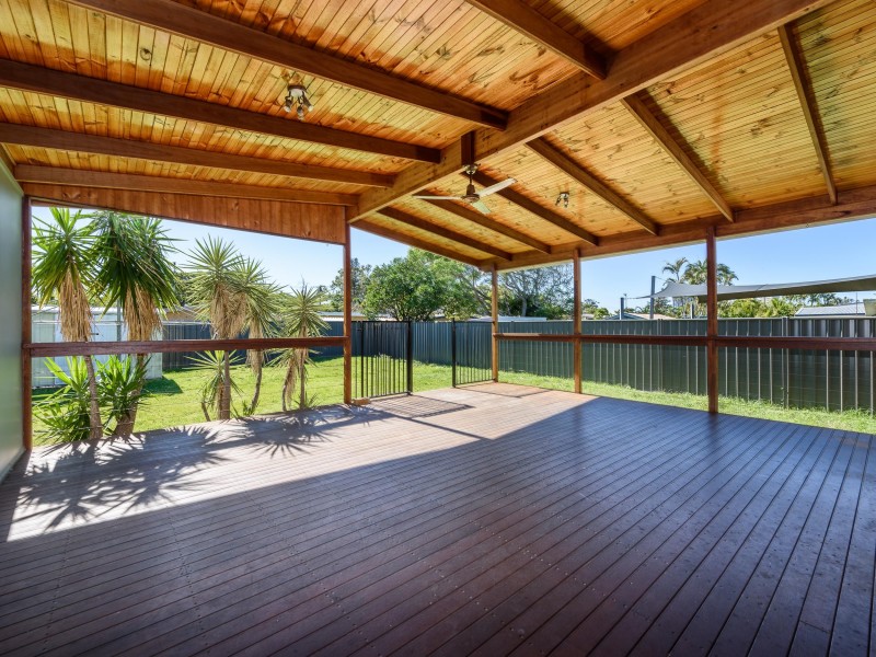 15 Nambur Street, Runaway Bay QLD 4216