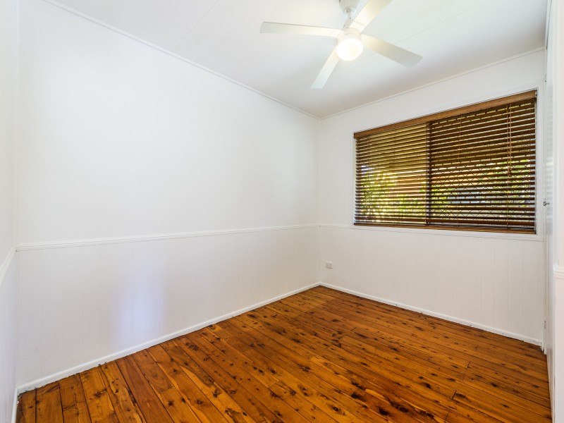 15 Nambur Street, Runaway Bay QLD 4216