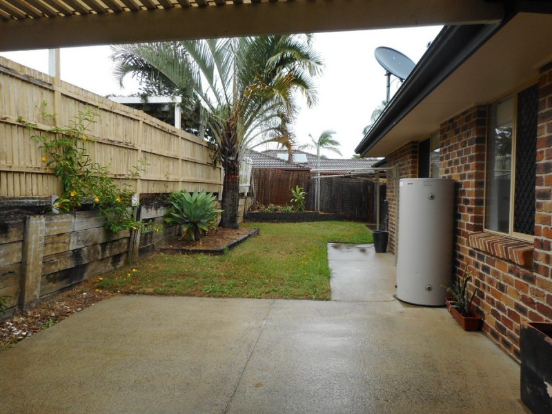 53 Clubhouse Drive, Arundel QLD 4214