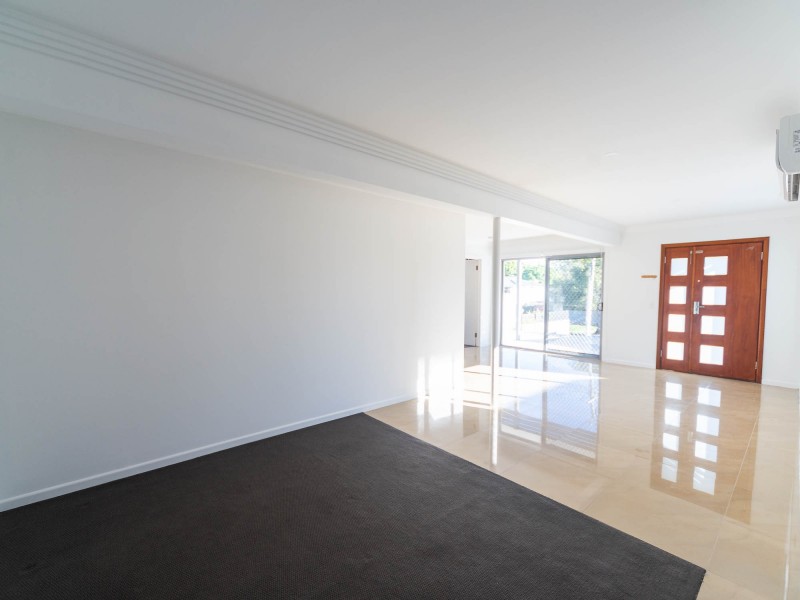 13 Clifton Street, Biggera Waters QLD 4216