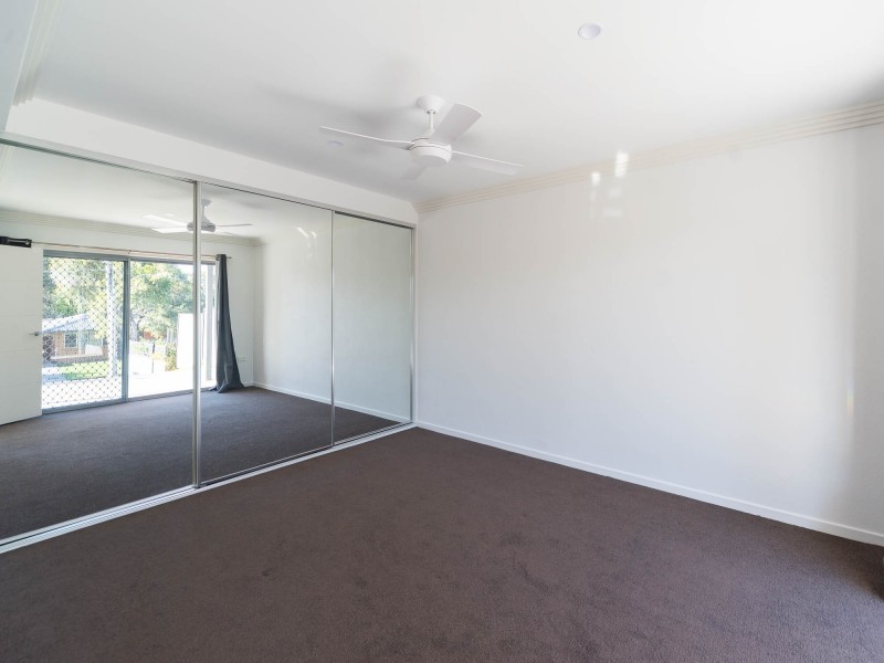 13 Clifton Street, Biggera Waters QLD 4216