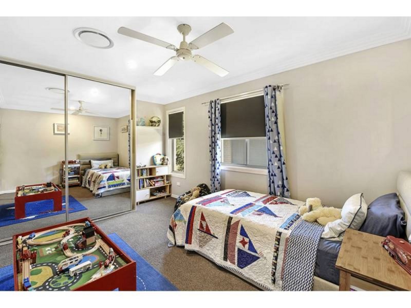 13 Clifton Street, Biggera Waters QLD 4216