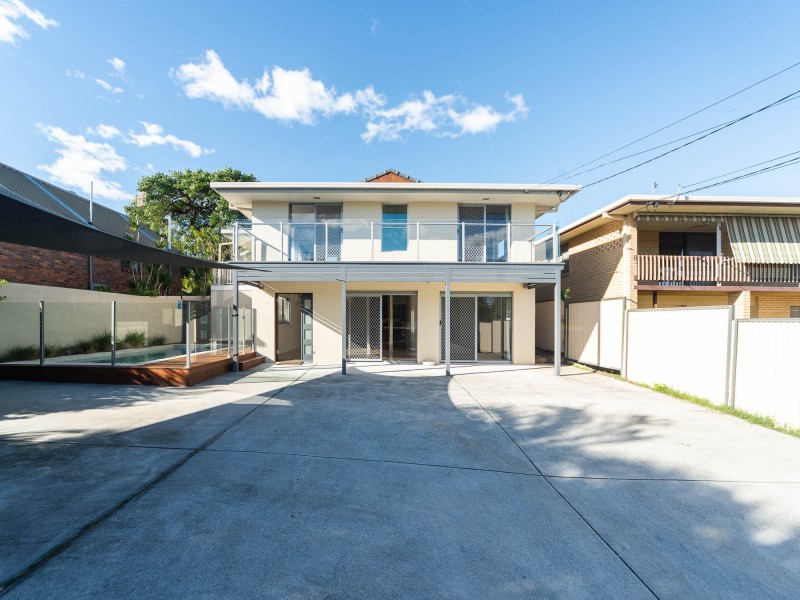 13 Clifton Street, Biggera Waters QLD 4216