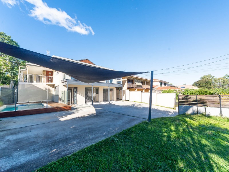13 Clifton Street, Biggera Waters QLD 4216