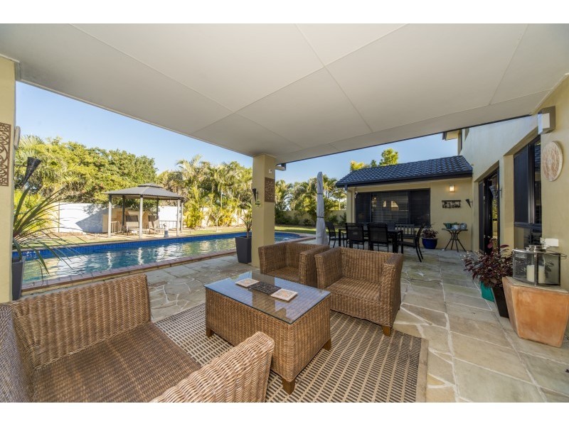 46 Oyster Cove Promenade, Helensvale QLD 4212