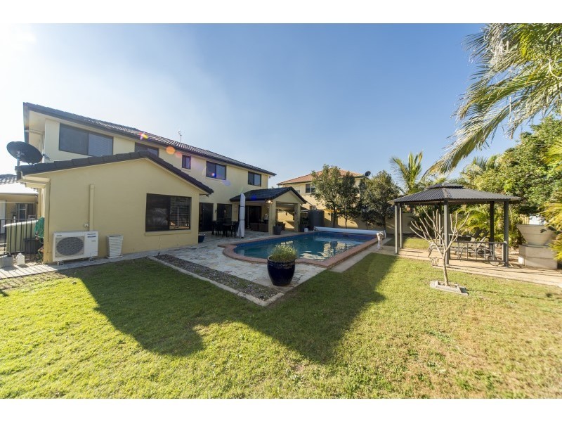 46 Oyster Cove Promenade, Helensvale QLD 4212