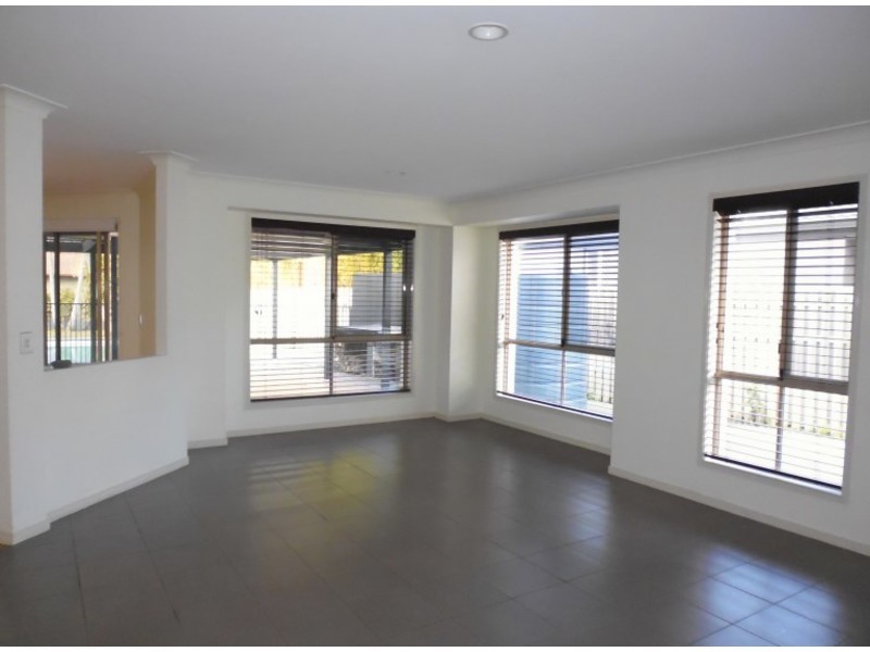 22 Henry Cotton Drive, Parkwood QLD 4214