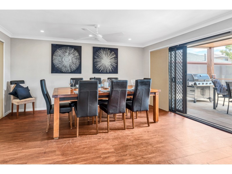 32 Karema Crescent, Runaway Bay QLD 4216