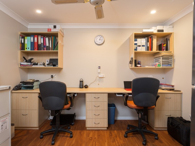 32 Karema Crescent, Runaway Bay QLD 4216