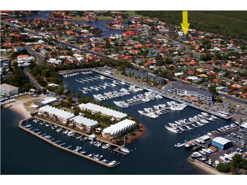 32 Karema Crescent, Runaway Bay QLD 4216