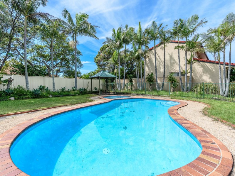 34/13-17 Brown Street, Labrador QLD 4215
