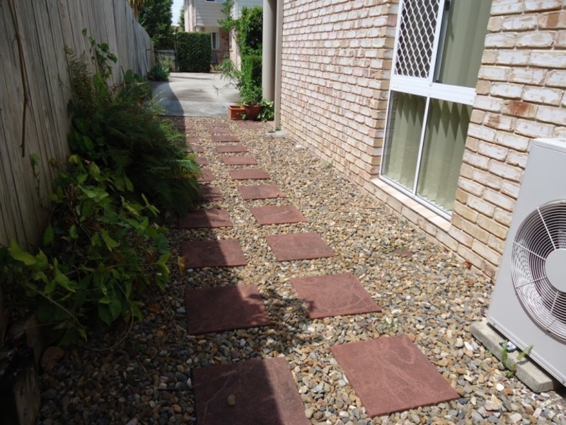 4/90 Pohlman Street, Southport QLD 4215