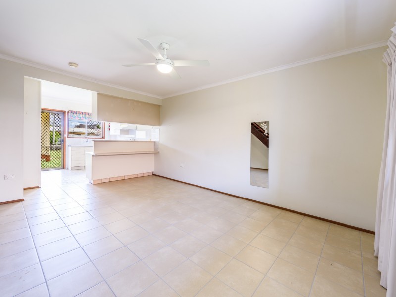 4/13 Bruce Avenue, Paradise Point QLD 4216