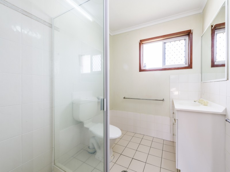 4/13 Bruce Avenue, Paradise Point QLD 4216