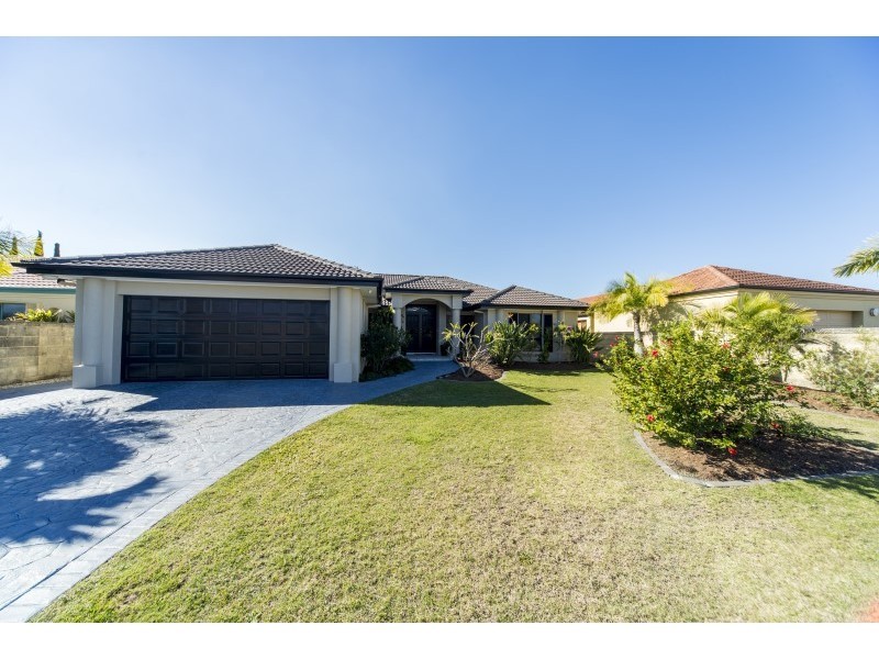 58 Audrey Avenue, Helensvale QLD 4212