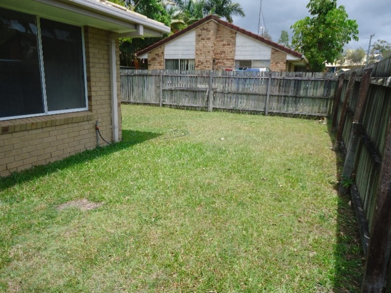 2/7 Hentdale Court, Labrador QLD 4215