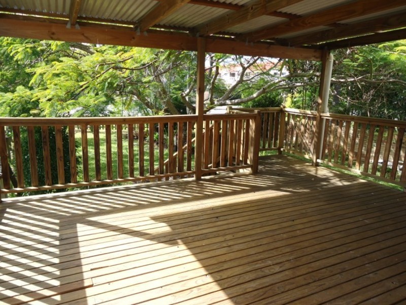 92 Boykambil Esplanade North, Hope Island QLD 4212