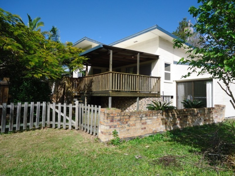 92 Boykambil Esplanade North, Hope Island QLD 4212
