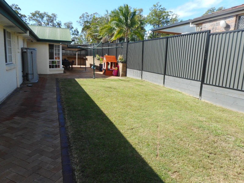 2 Hillgrove Court, Oxenford QLD 4210